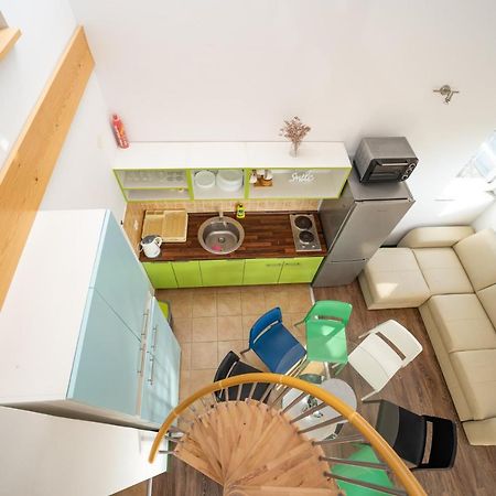 Apartamento Smiley 2 Novalja Exterior foto